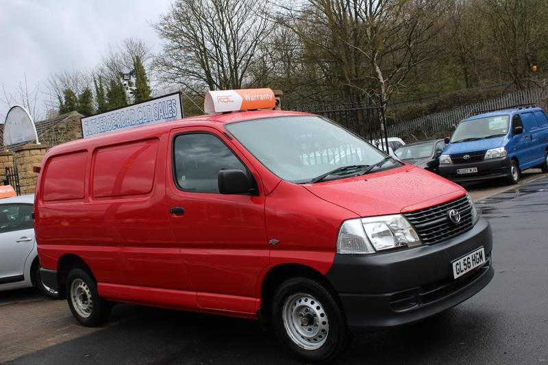 Toyota Hi-ace 2007