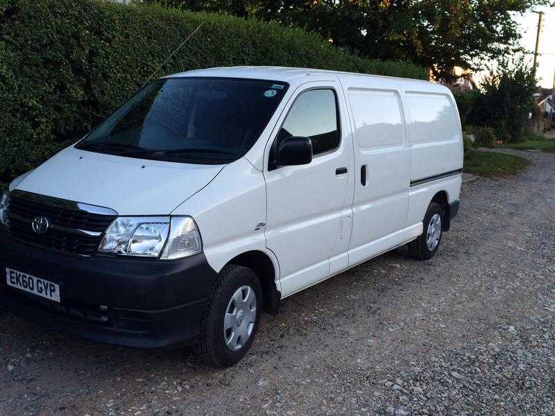 Toyota Hi-ace 2010 LWB 120