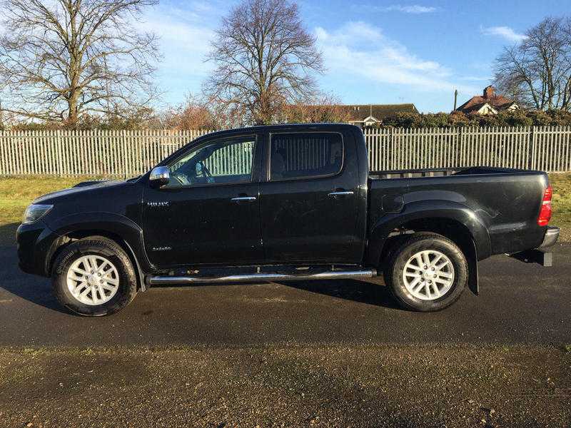 TOYOTA HILUX 4X4 Pick-up Black 2012