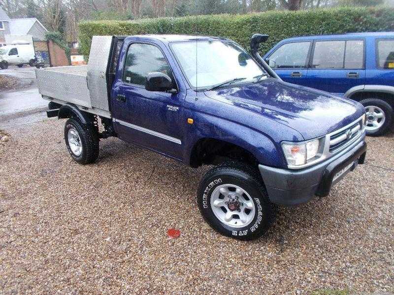 Toyota Hilux Tipper 4x4