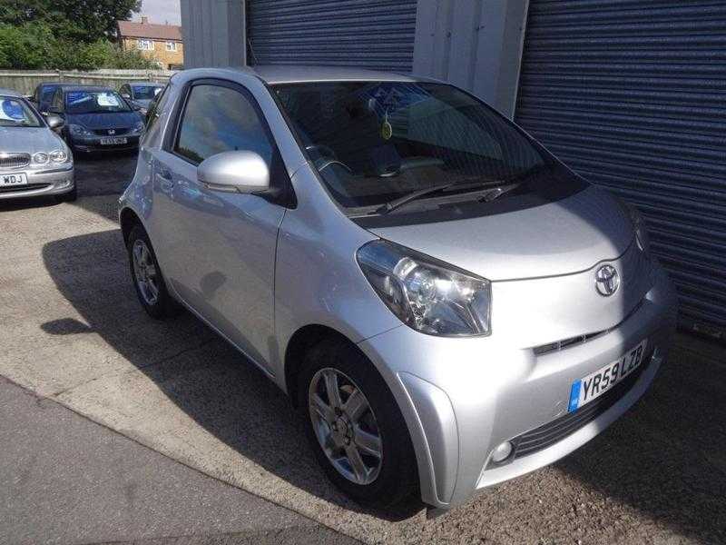 Toyota IQ 2009