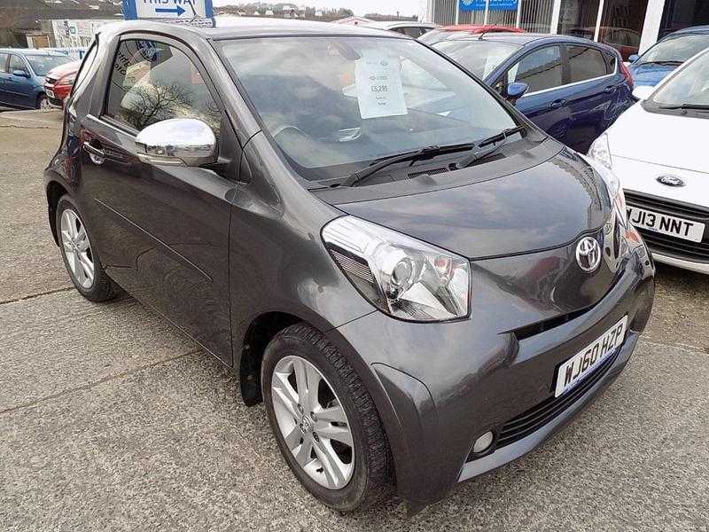 Toyota IQ 2010