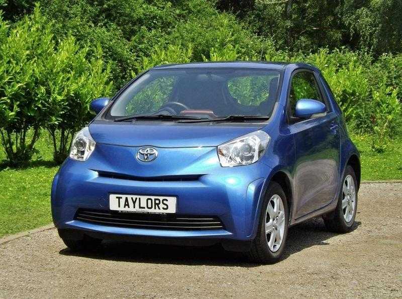 Toyota IQ 2011