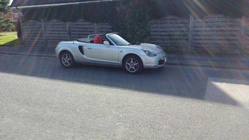 Toyota Mr2 2002 convertible