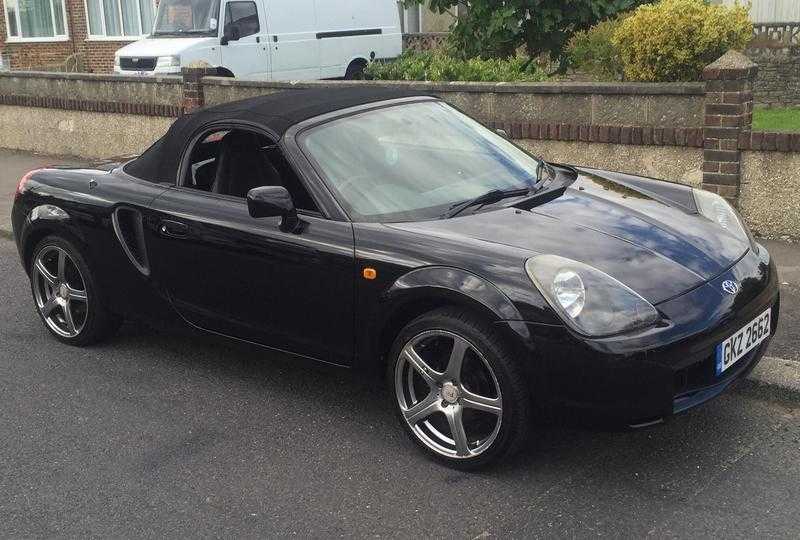 TOYOTA MR2 ROADSTER BLACK VGC