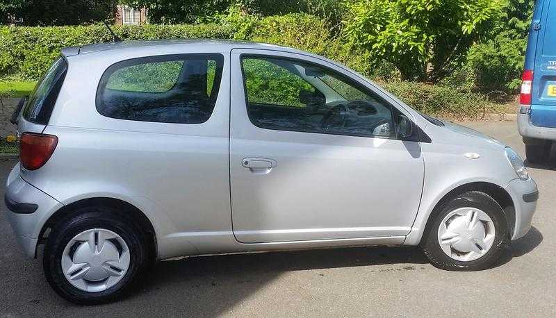 Toyota Yaris 2005