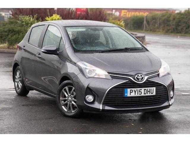 Toyota Yaris 2015