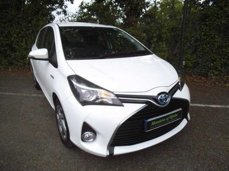 Toyota Yaris 2015