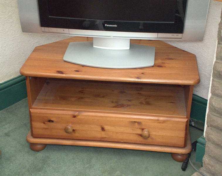Traditional Antique Pine TV Corner Unit Stand Solid Wood with Storage Drawer
