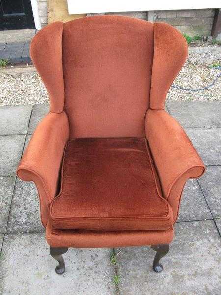 Traditional Wing Back Lounge Chair