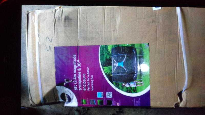 Trampoline 8ft magnitude with 3g enclosure Brand new