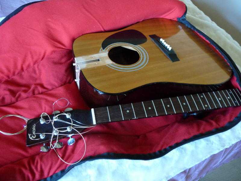 Travel accoustic guitar