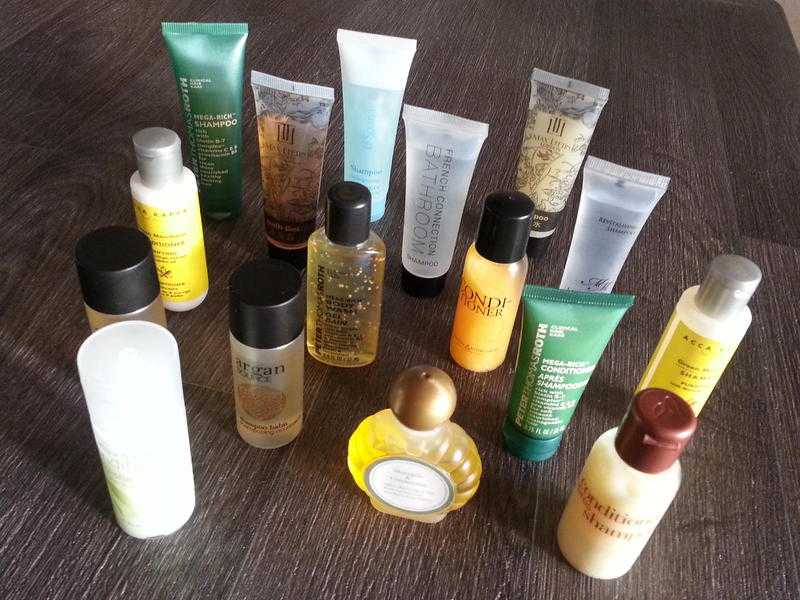 Travel essential 16 bottles of shampoo conditioner shower gel new around 30 ml