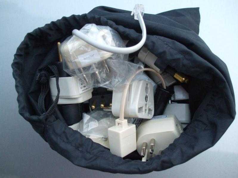 Traveller039s phonemodem adaptor set. Tel