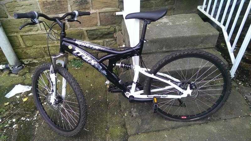 Trax TFS.1D  Black Mountain bike USED