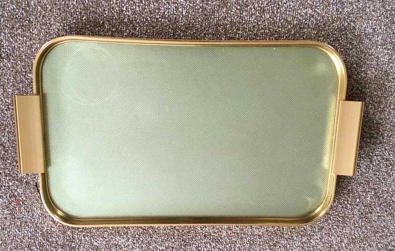 TRAY - APPROX 18quotx10quot