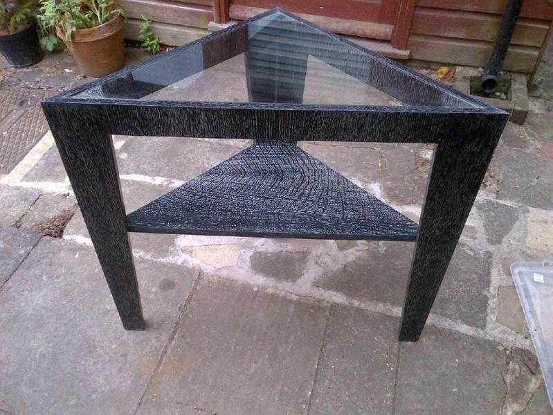 TRIANGULAR GLASS TOP TABLE