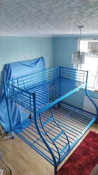 TRIPLE BLUE METAL BUNK BED FRAME