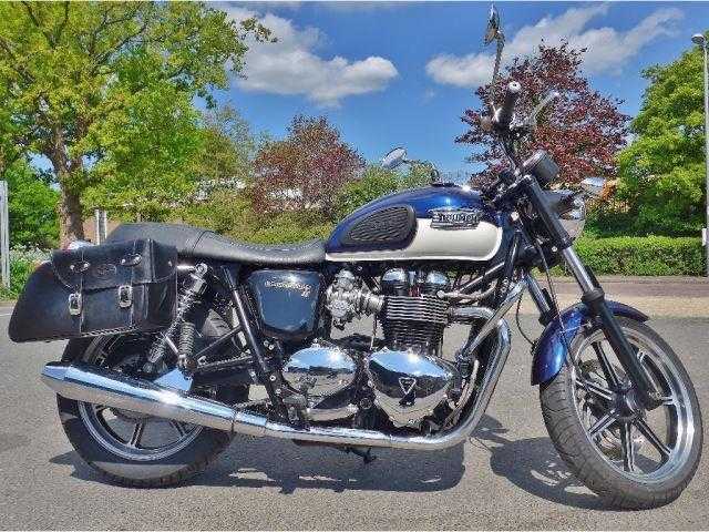 Triumph Bonneville 2009