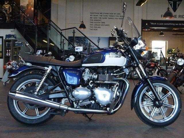 Triumph Bonneville 2010