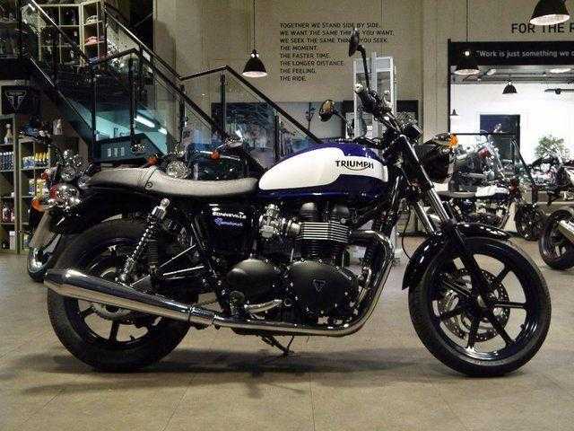 Triumph Bonneville 2015