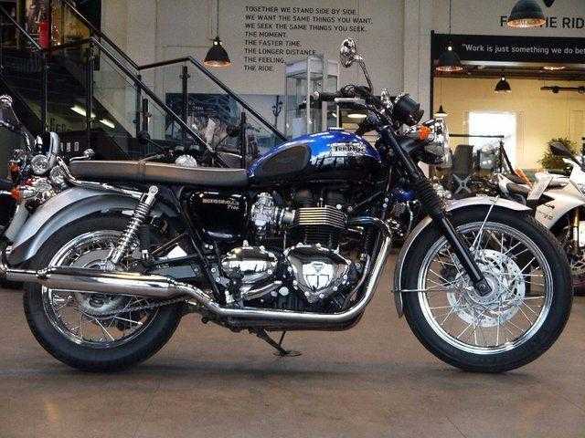 Triumph Bonneville 2015