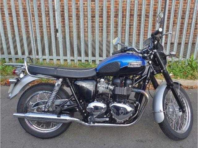 Triumph Bonneville 2015