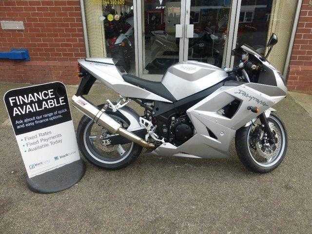 Triumph Daytona 2003