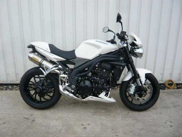 Triumph Speed Triple 2010