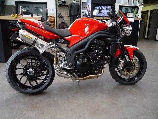 Triumph Speed Triple 2010