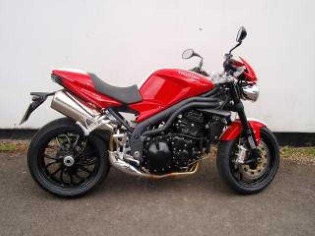 Triumph Speed Triple 2010