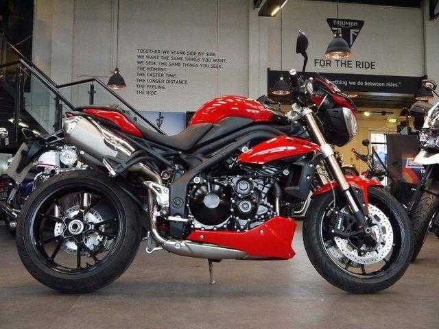 Triumph Speed Triple 2011