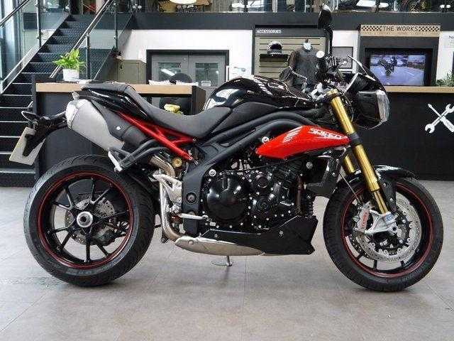 Triumph Speed Triple 2014