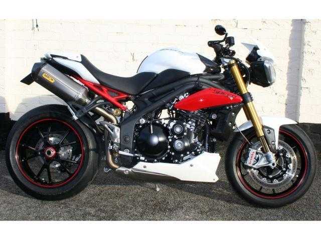 Triumph Speed Triple 2014