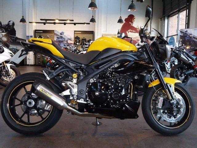 Triumph Speed Triple 2015