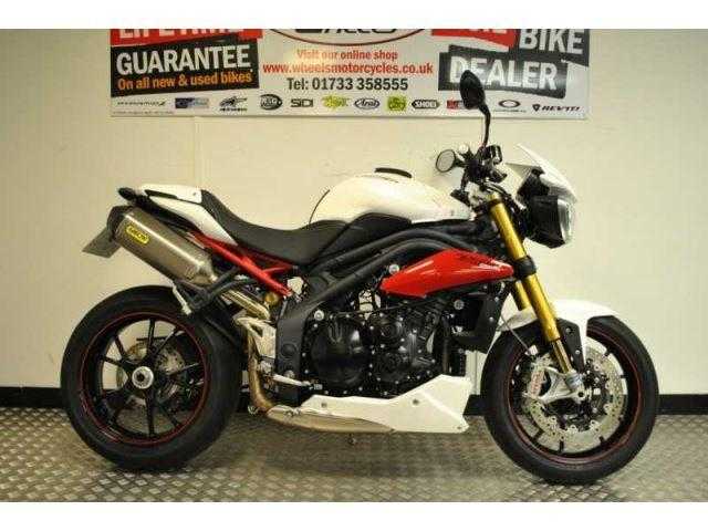 Triumph Speed Triple 2015