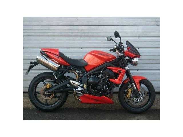 Triumph Street Triple 2010