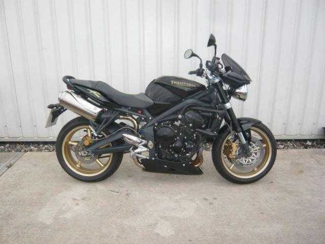 Triumph Street Triple 2010