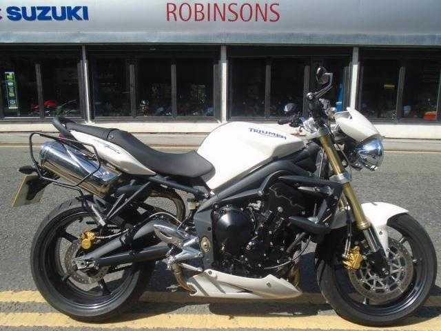 Triumph Street Triple 2010