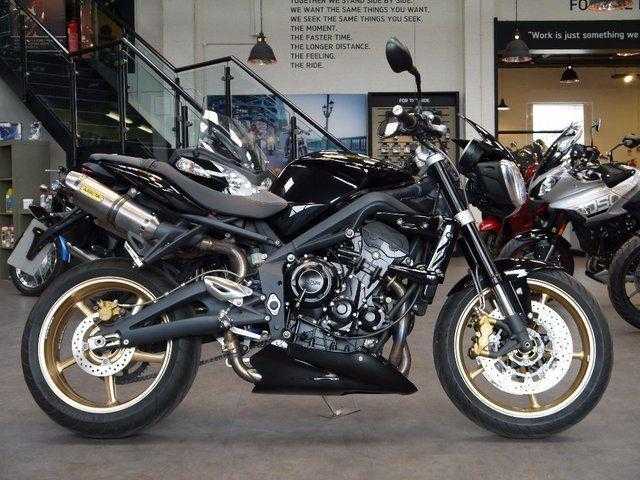 Triumph Street Triple 2012