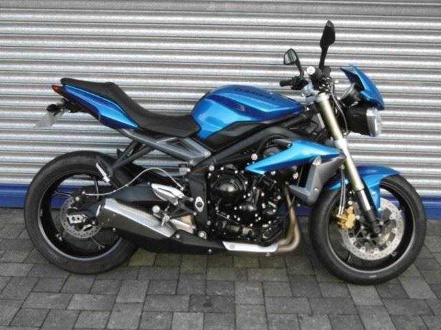 Triumph Street Triple 2013