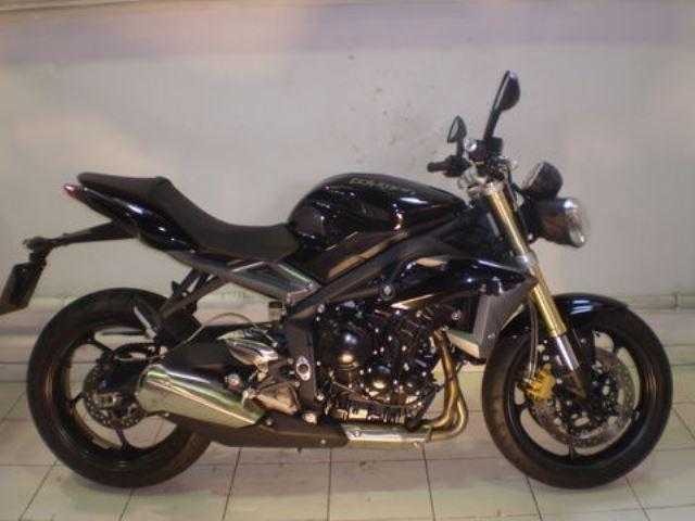 Triumph Street Triple 2013