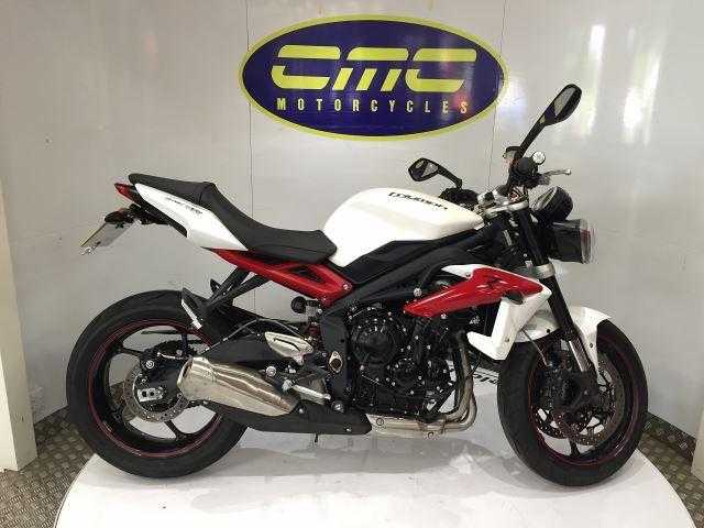 Triumph Street Triple 2014