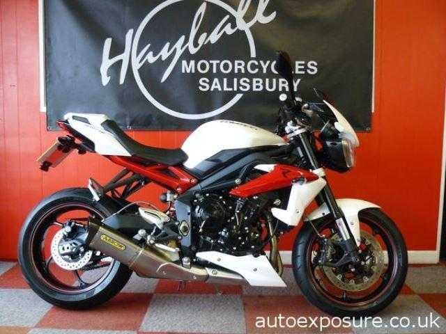 Triumph Street Triple 2014