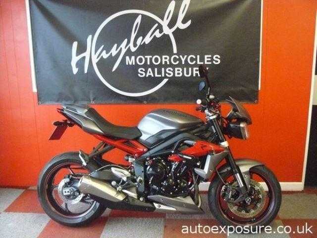 Triumph Street Triple