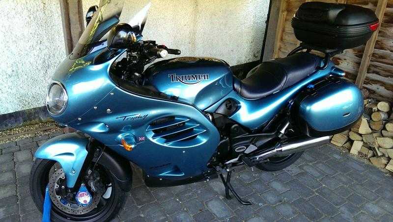 Triumph T 309 TROPHY 2002