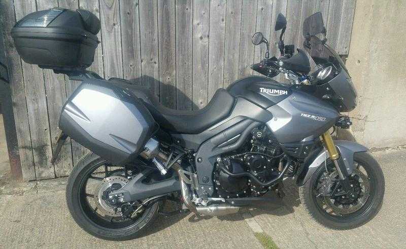 Triumph Tiger 1050 2012