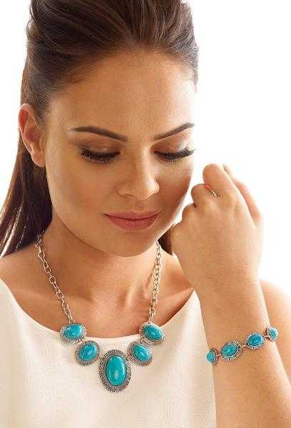 Turquoise amp Silver Coloured Necklace and Bracelet