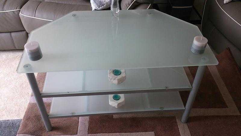 TV amp Hi Fi Unit Febland Glass Top TV Stand