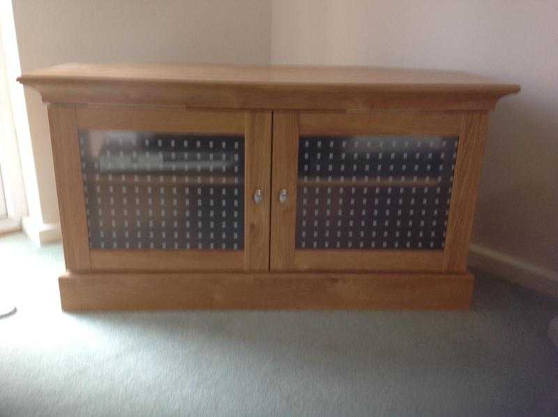 TV. Cabinet